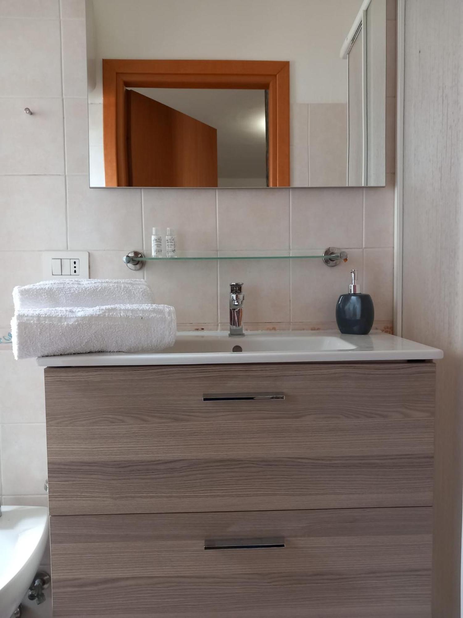 מילאצו Baaria Porto Rooms מראה חיצוני תמונה