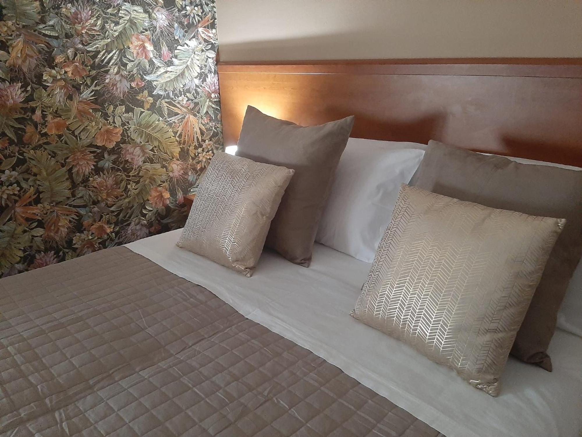 מילאצו Baaria Porto Rooms מראה חיצוני תמונה